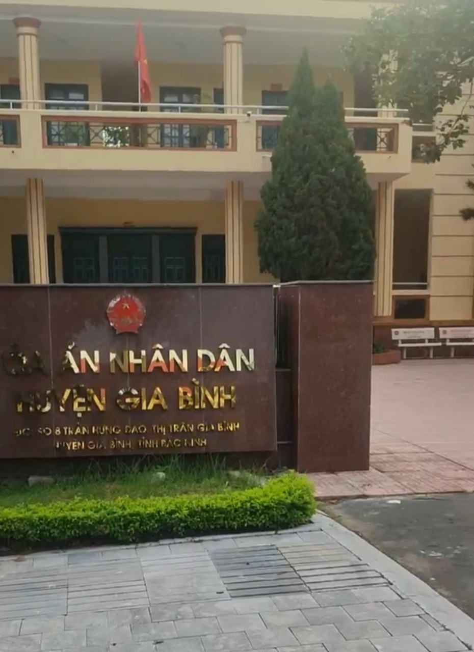 Luật sư làm việc tại Tòa án huyện Gia Bình, Bắc Ninh
