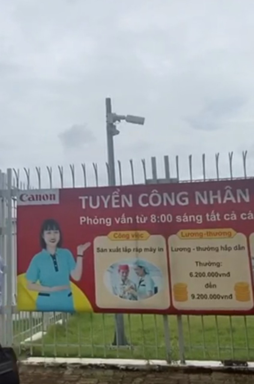 Luật sư xuống tận nơi khách hàng đang làm việc để xử lý công việc