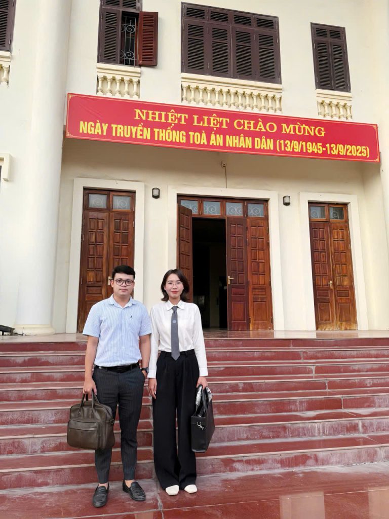 Luật sư Đông và Luật sư Nhật Lệ tham gia phiên tòa hình sự tại Bắc Ninh